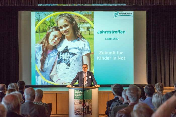 Ein Jahrestreffen unter Freunden